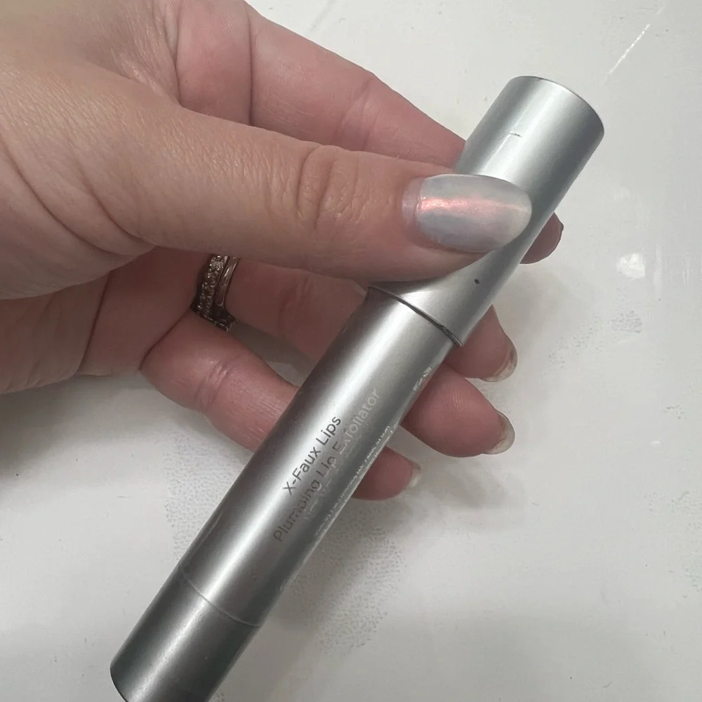 Pur faux lips